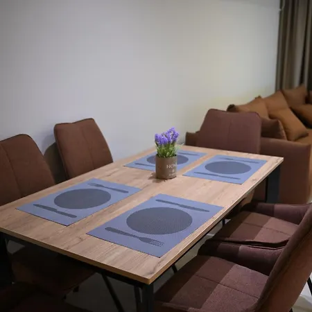 Urban Comfort Kamëz